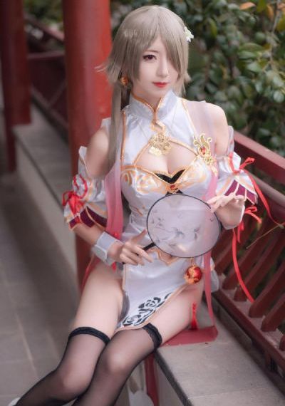 灰色的迷宫
