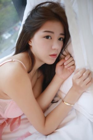 24岁女高中生