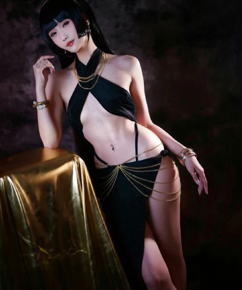 开局强吻裂口女第二季