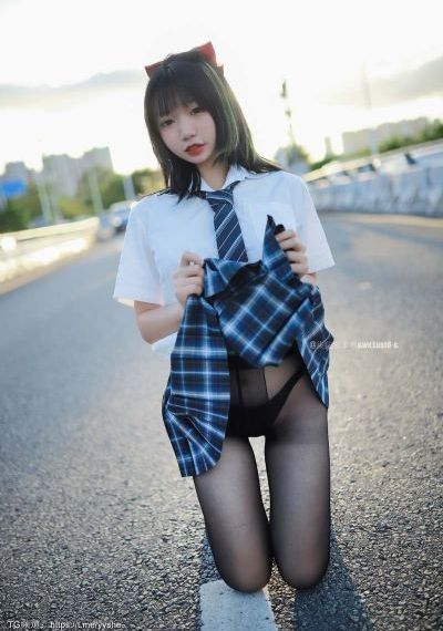 月球陨落